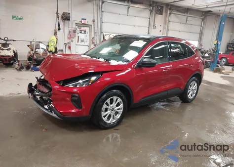 2023 Ford Escape Active z USA, uszkodzony, nr VIN 1FMCU9GN9PUB07098